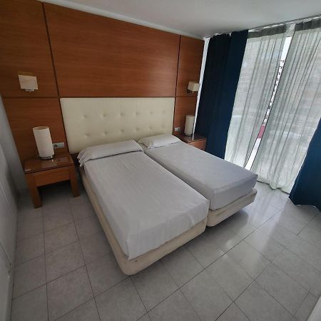 Cozy Apartment Near The Beach Плая де лас Америкас Екстериор снимка