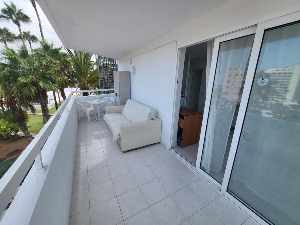 Cozy Apartment Near The Beach Плая де лас Америкас Екстериор снимка