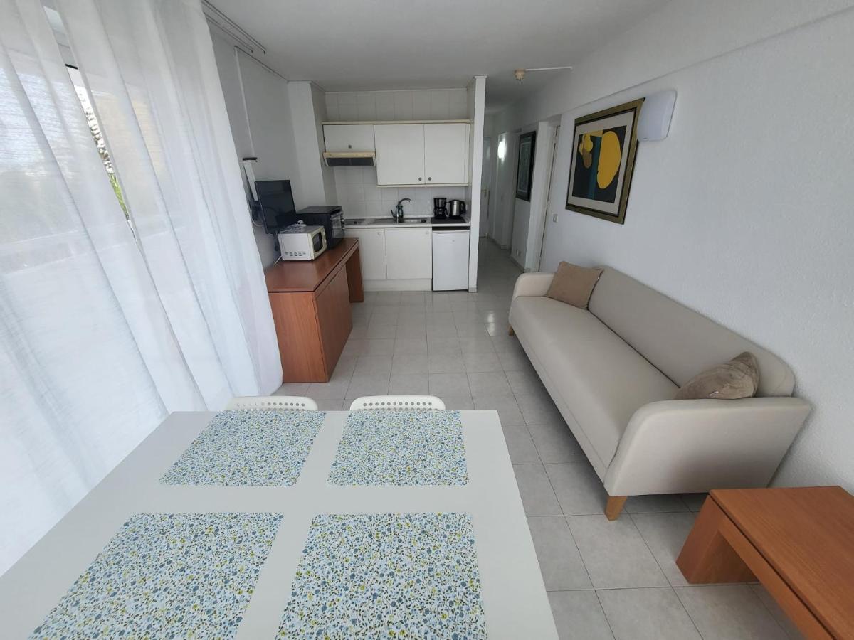 Cozy Apartment Near The Beach Плая де лас Америкас Екстериор снимка