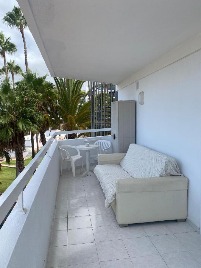 Cozy Apartment Near The Beach Плая де лас Америкас Екстериор снимка