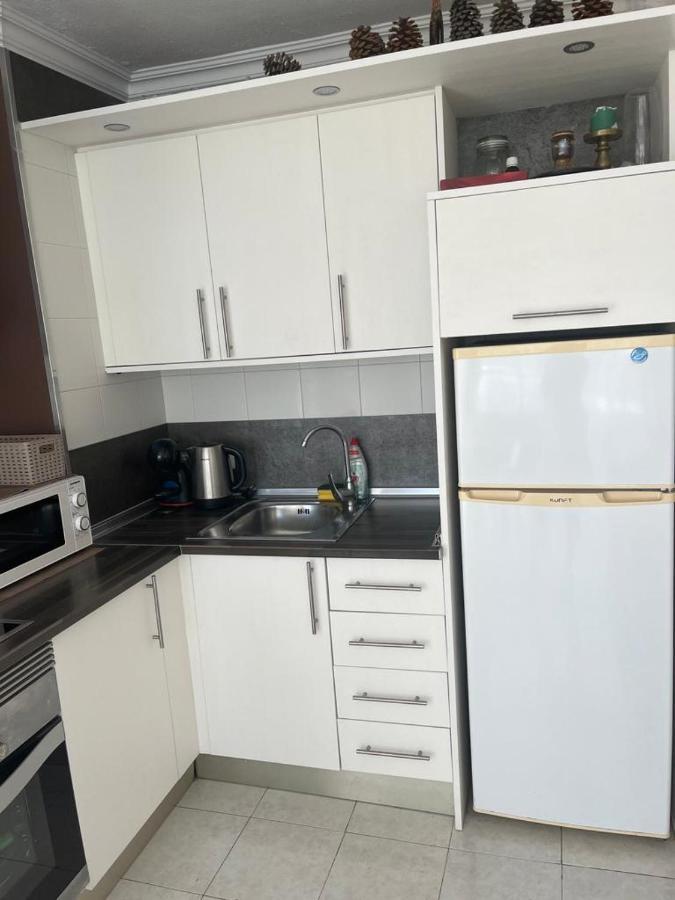 Cozy Apartment Near The Beach Плая де лас Америкас Екстериор снимка